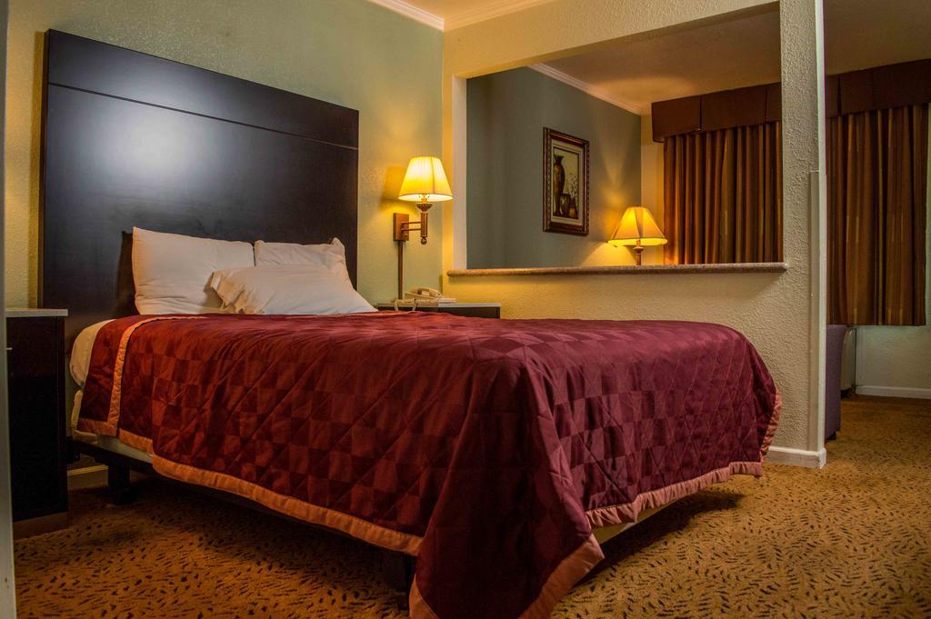 Executive Inn & Suites サクラメント エクステリア 写真