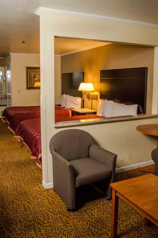 Executive Inn & Suites サクラメント エクステリア 写真